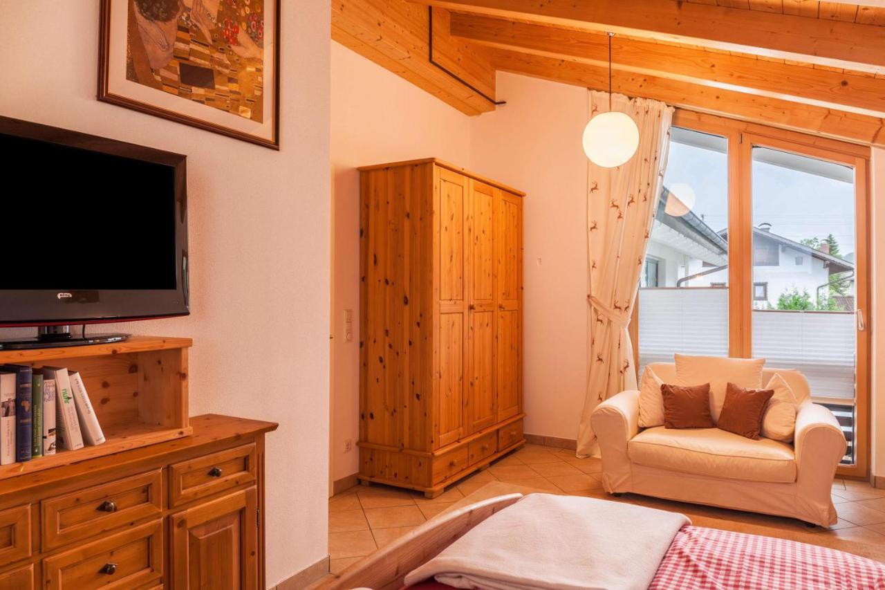 Das Bergzeit Farchant Luaran gambar